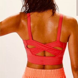 🪸BNWT Free People Movement Coral Sports Bra - Size M-L🪸